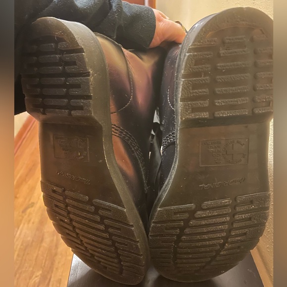 Metallic purple docs - Picture 9 of 13